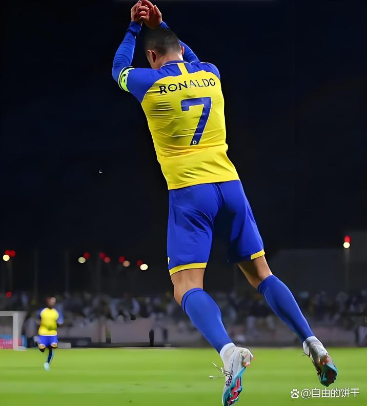 关于C罗在独行侠比赛中赛事规则更新，回归赛场引发热议！的信息